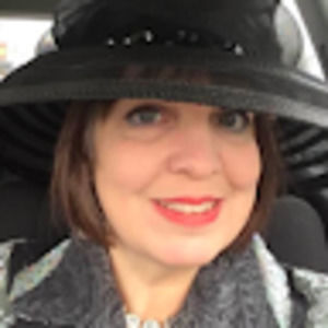 Meet your Posher, Lynnora